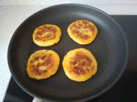 红薯蜜豆饼的做法步骤7