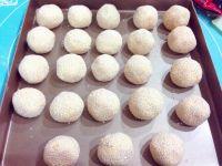 南瓜芝麻球的做法步骤10