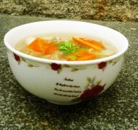 红萝卜鱼片汤的做法步骤7