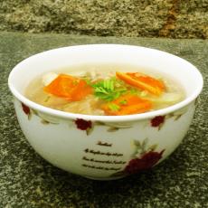 红萝卜鱼片汤