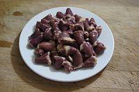 臭豆腐蒸鸡心的做法步骤3