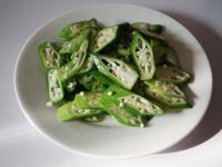 蚝油腊肠炒秋葵的做法步骤6