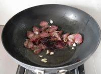 蚝油腊肠炒秋葵的做法步骤9