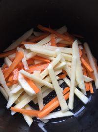 无骨鸡翅的做法步骤5