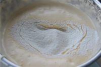 老式无油无水小蛋糕的做法步骤3