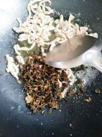 梅干菜肉丝烧花菜的做法步骤5