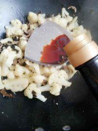 梅干菜肉丝烧花菜的做法步骤9