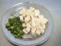 肉末豆腐拌面的做法步骤3