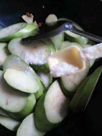 油渣烧青茄的做法步骤6