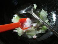 长瓜炒鱿鱼的做法步骤9