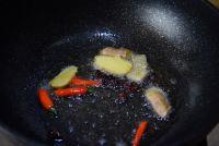 五花肉炖河豚鱼干的做法步骤6