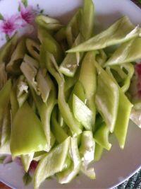 辣炒肥肠的做法步骤1