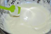 海绵蛋糕松饼配酸奶油的做法步骤6