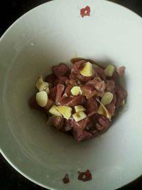 西兰花炒肉的做法步骤5