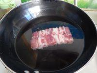 土豆烧脆骨的做法步骤2