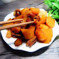 土豆烧脆骨