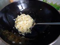 蒜苗炒年糕的做法步骤6