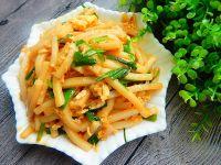 蒜苗炒年糕的做法步骤16