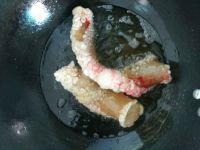 炸猪皮的做法步骤7