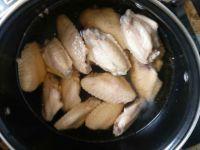 啤酒翅中的做法步骤7