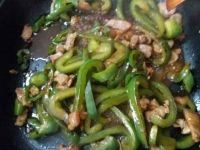 辣椒小炒肉的做法步骤11