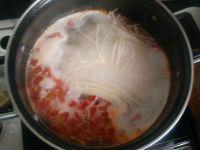 西红柿牛尾面的做法步骤6