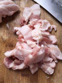 煎五花肉的做法步骤2