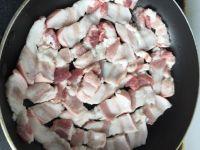 煎五花肉的做法步骤3