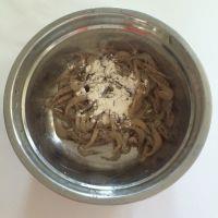 酥炸小河虾的做法步骤5