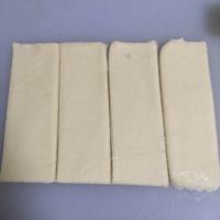 烫面香肠卷的做法步骤5