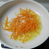 木耳炒鸡蛋的做法步骤5