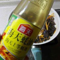 木耳炒鸡蛋的做法步骤7