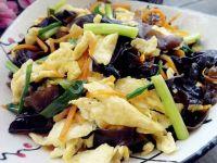 木耳炒鸡蛋的做法步骤11