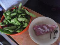 五花肉炖豆角的做法步骤1