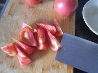 牛肉炖柿子的做法步骤2