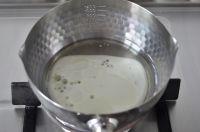 烫面可可戚风的做法步骤1