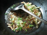 猪肉花菜煮粉丝的做法步骤7