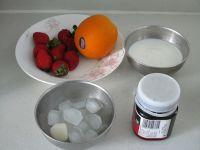 草莓柳橙汁的做法步骤1