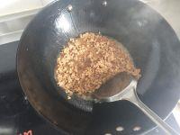 肉末香菇拌面的做法步骤5