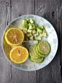 青柠鸡尾酒的做法步骤2