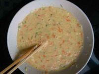 黄瓜胡萝卜鸡蛋饼的做法步骤5