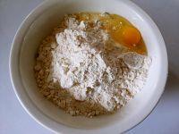 面条机版炸酱面的做法步骤1