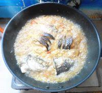 有机酸菜炖鱼的做法步骤11