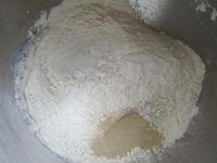 低糖牛奶吐司的做法步骤2