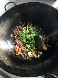 酸豇豆炒鸡胗的做法步骤6