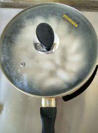 速冻煎饺的做法步骤3