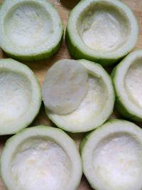 金银丝瓜盅的做法步骤2