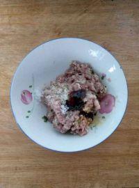 炸茄盒的做法步骤2