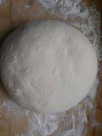 洋葱肉饼的做法步骤2