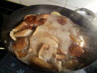山药大脚菇炖鸡的做法步骤7